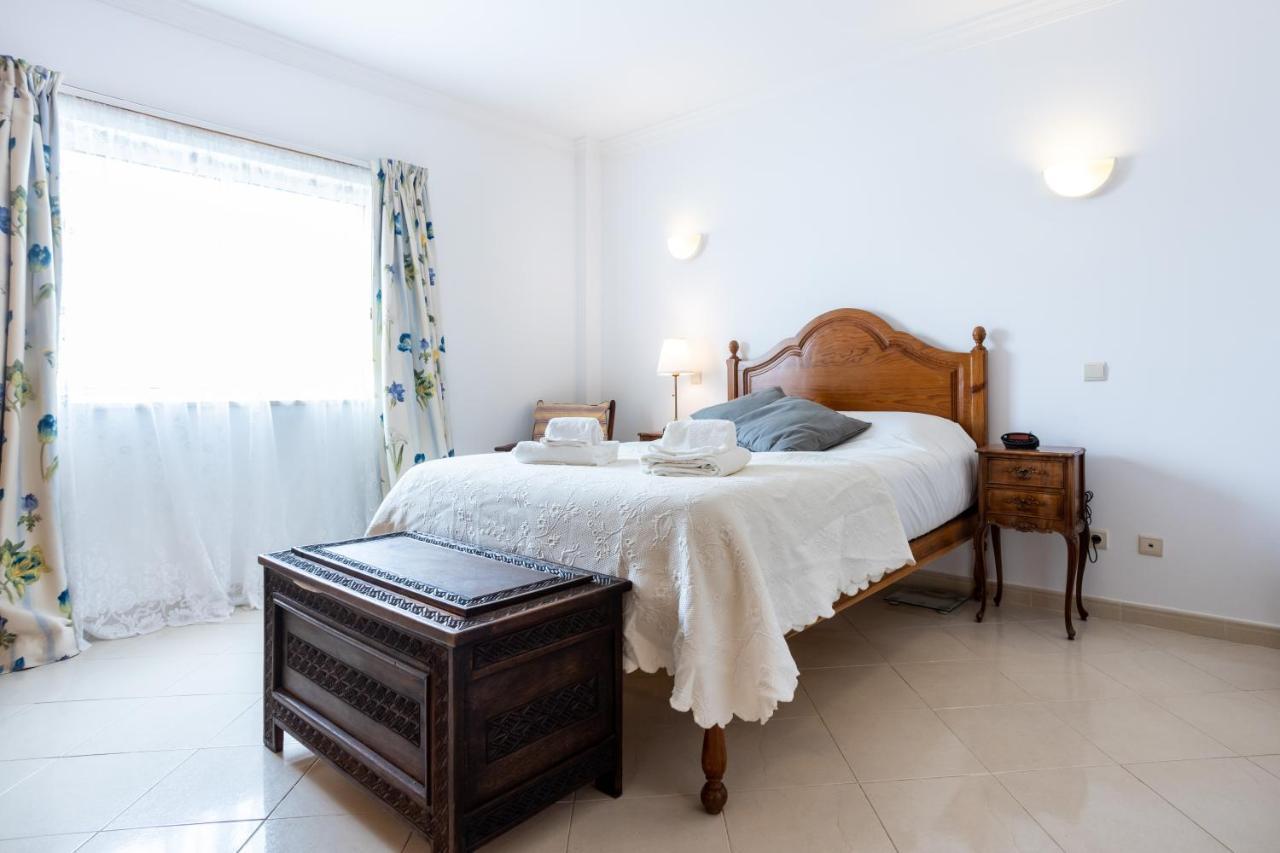 Top Floor Apartment With Great Views! Albufeira Exterior photo